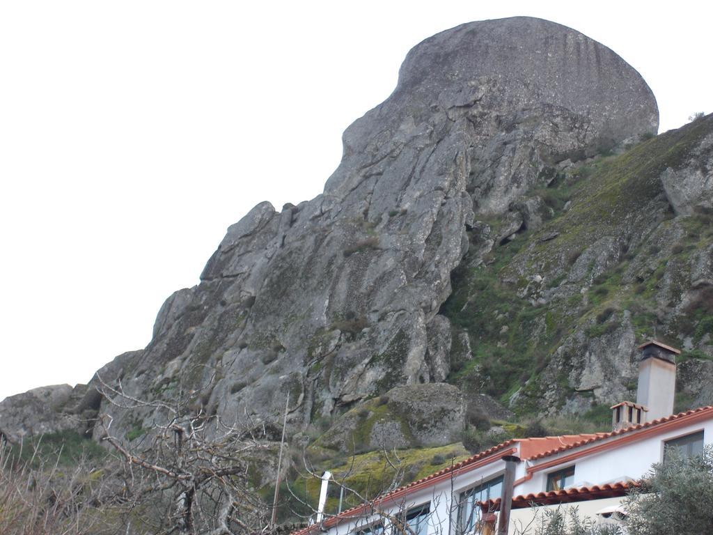 Casa Pires Mateus Guest House Monsanto Bagian luar foto