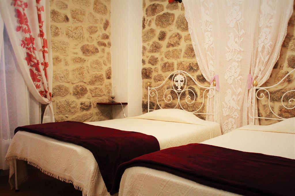 Casa Pires Mateus Guest House Monsanto Bagian luar foto